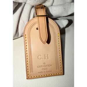 Louis Vuitton Name Tag w/ CH Initials Large sz Goldtone - Beige Leather 🇫🇷